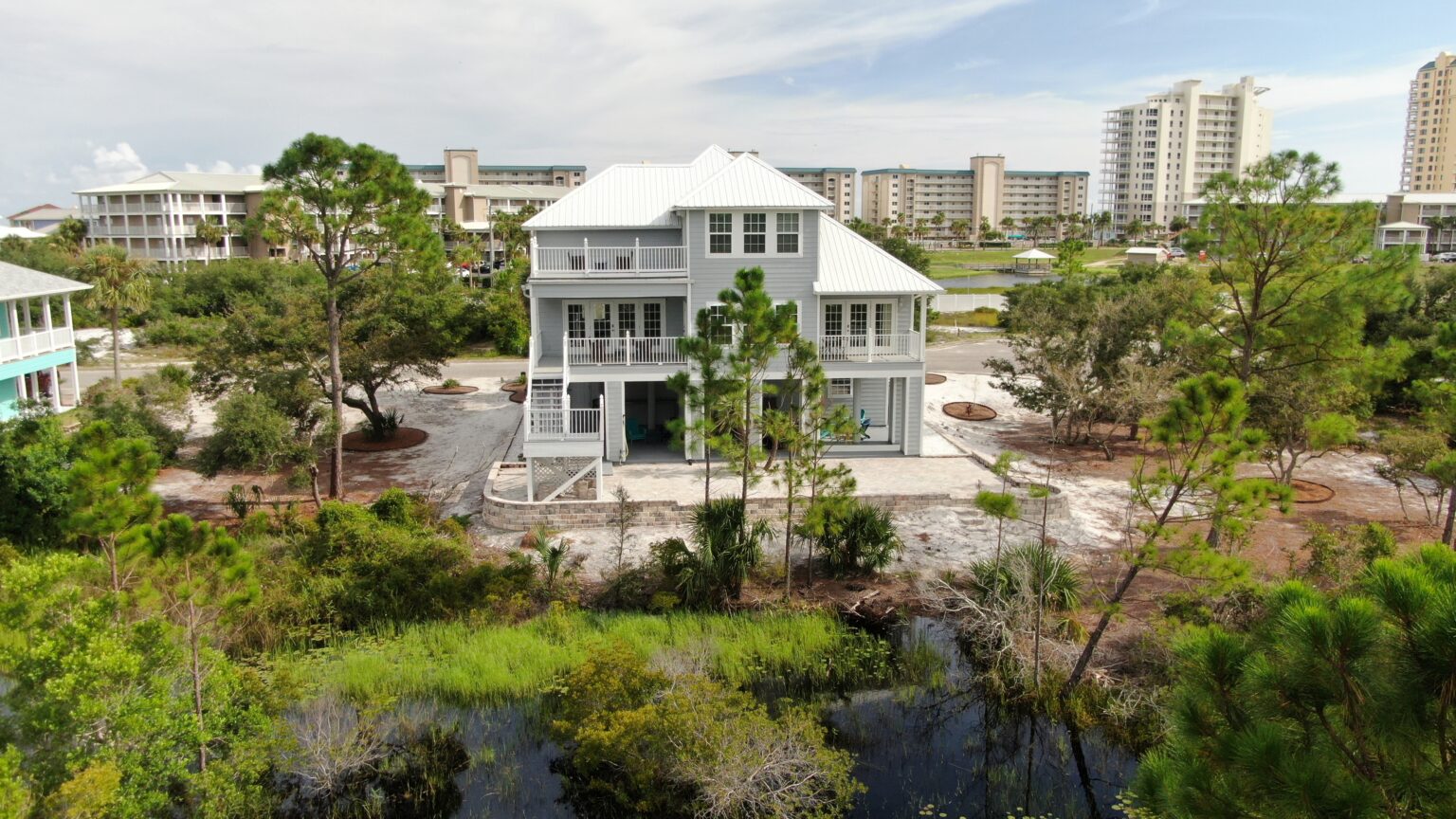 to The Blue Manor Vacation The Blue Manor